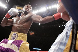 エイドリアン・ブローナーVSビセンテ・マーティン・ロドリゲス