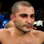 ビック・ダルチニャンVSニコラス・ウォータース