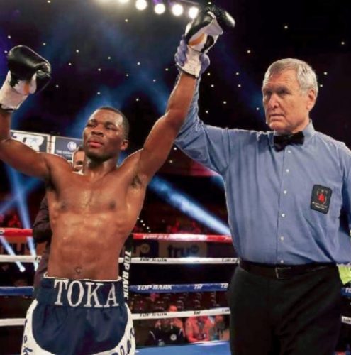 トカ・カーン・クレーリーVSジョン・ビンセント・モラルデ