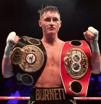 そして寡黙な統一王者/ライアン・バーネット