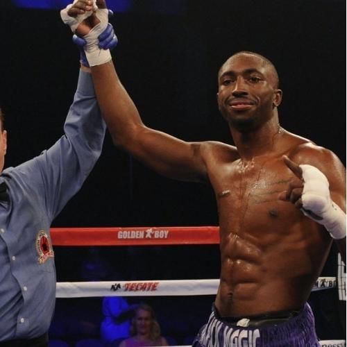 ブラック・マジック・マン（黒魔術の男）/トラベール・マジオン