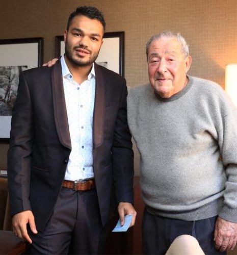 インドのマービン・ハグラー/ヴィカス”インディアンタンク”クリシャン