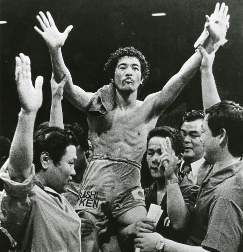 100年に一人の孤高（ちょっちゅね）/（カンムリワシ）具志堅用高