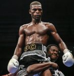 アフリカを背負って/リチャード・コミーVSレイムンド・ベルトラン