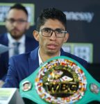 もうひとつの戦い/レイ・バルガス(ナチョ・ベリスタイン)VS亀田和毅