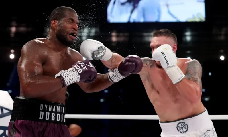 オレクサンドル・ウシクVSダニエル・デュボア他