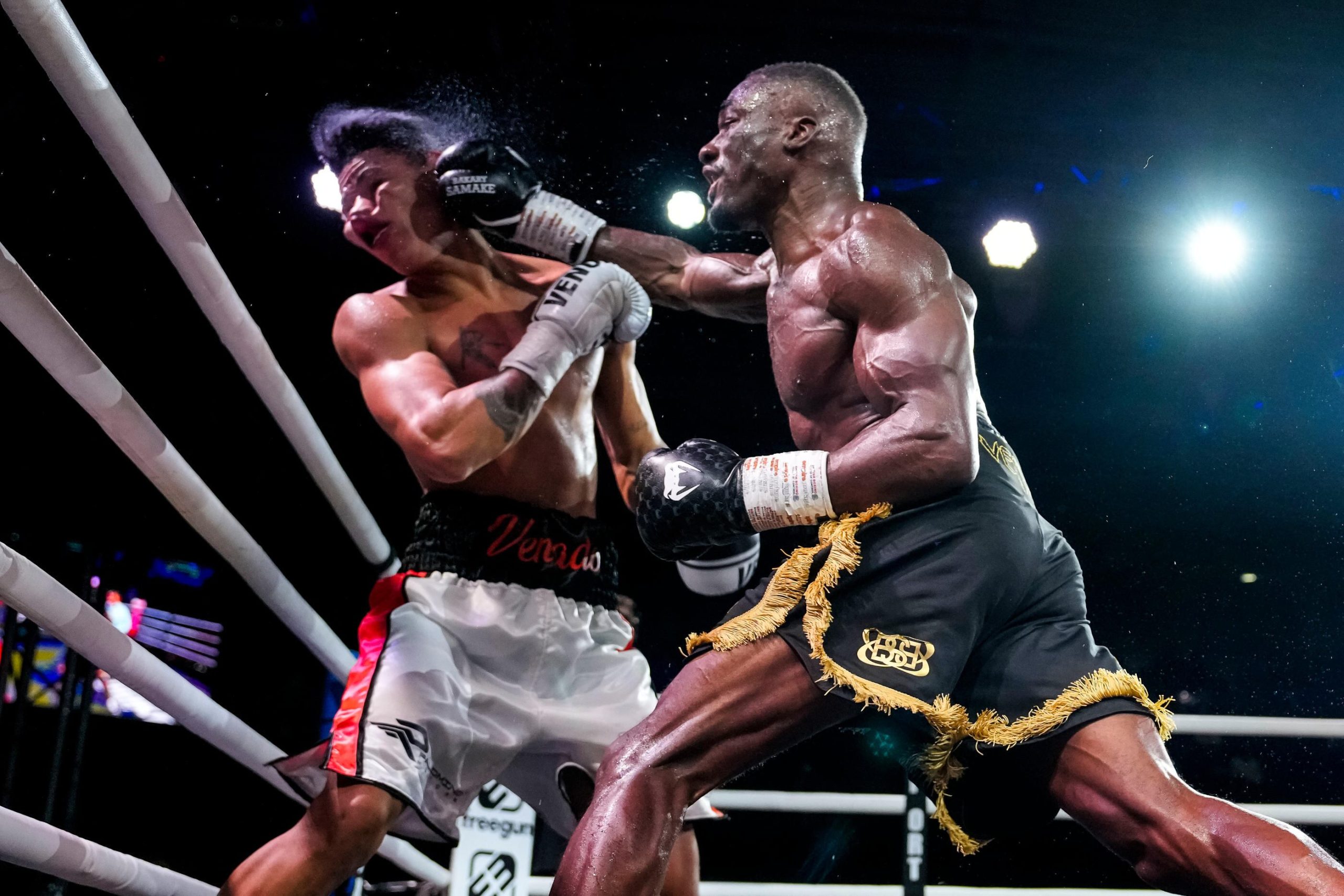 憧れは遠くに/バカリ・サマキ